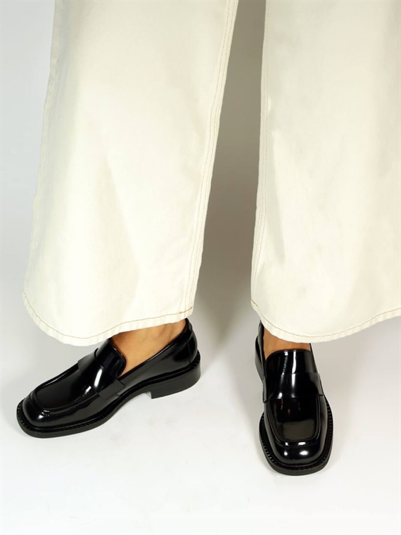 Billi Bi A5025 Loafers, Black Ultrasoft Patent